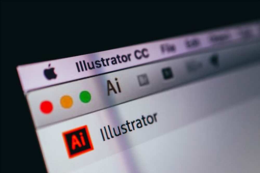 differences in versions of adobe illustrator software for mac